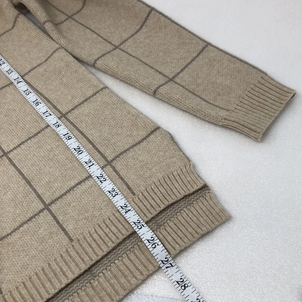"The Anna" Oatmeal/Beige Window Pane Turtleneck Size Medium - Picture 8 of 12
